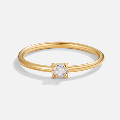 Anillos de oro de piedra de nacimiento