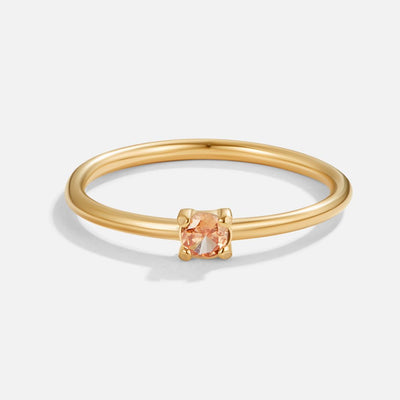 Anillos de oro de piedra de nacimiento