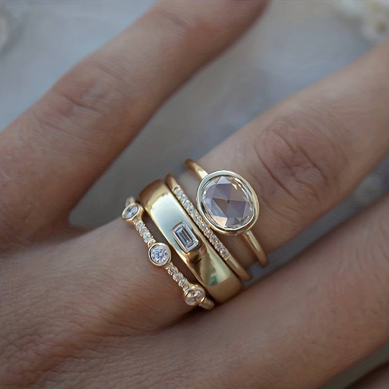 Conjunto de Anillos de Oro Retro y Circonita