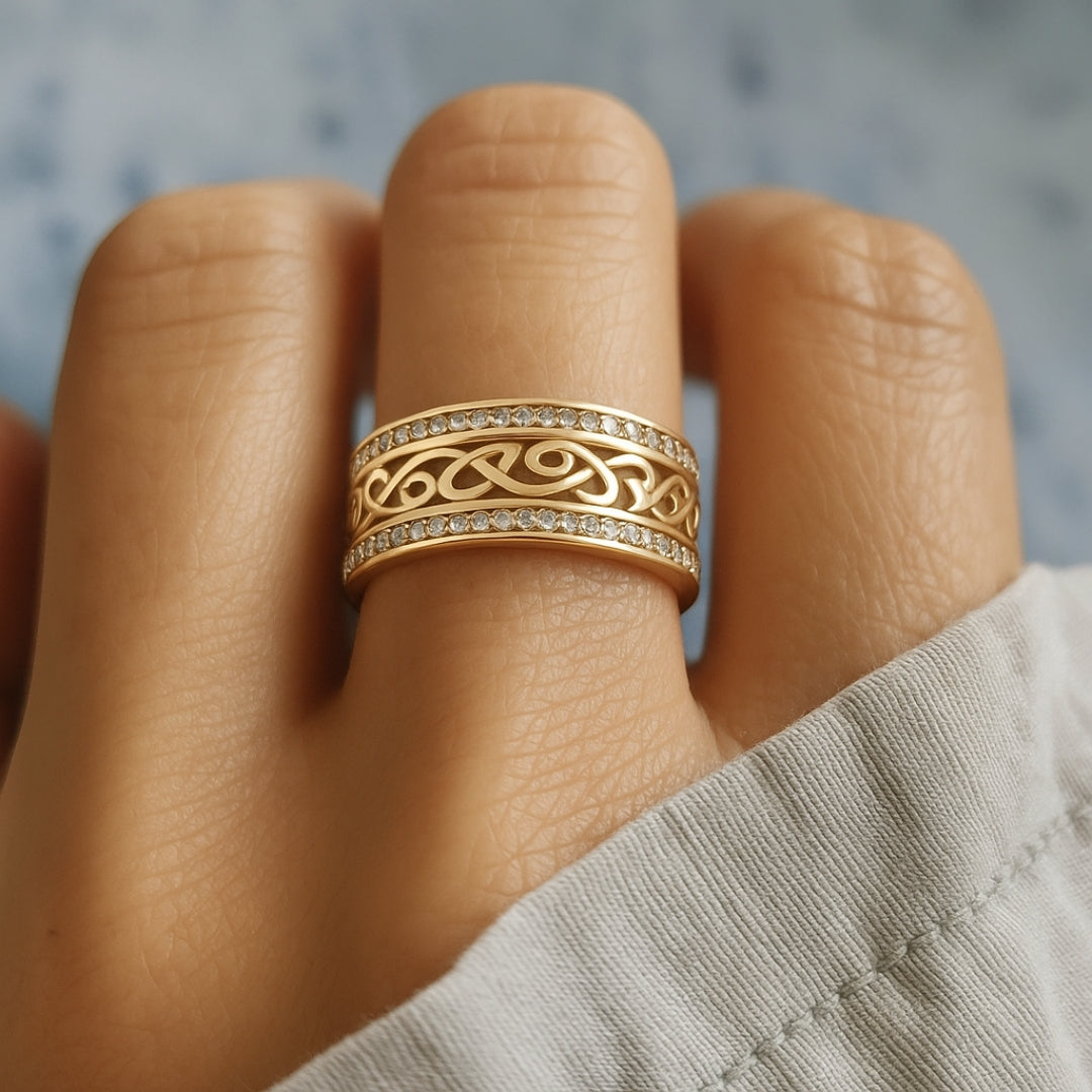 Anillo de Oro Brillante Hollow