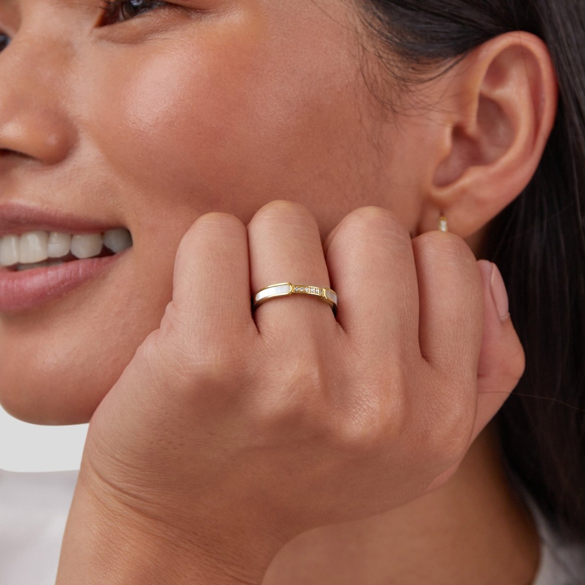 Unity - Anillo de Perlas y Cristales